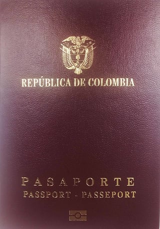 Copertina anteriore del passaporto colombiano